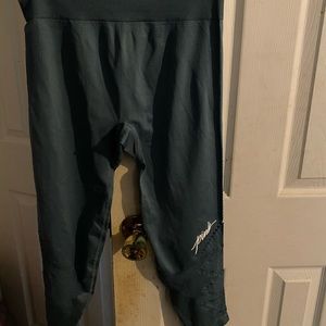 New VS Pink leggings